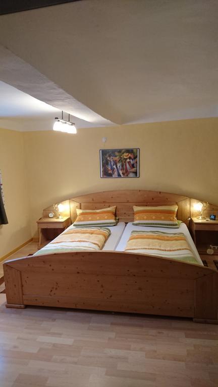 Ferienhaus Vom Bahratal เฮาเซน ภายนอก รูปภาพ