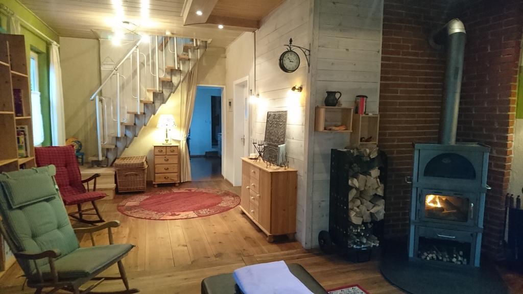 Ferienhaus Vom Bahratal เฮาเซน ภายนอก รูปภาพ