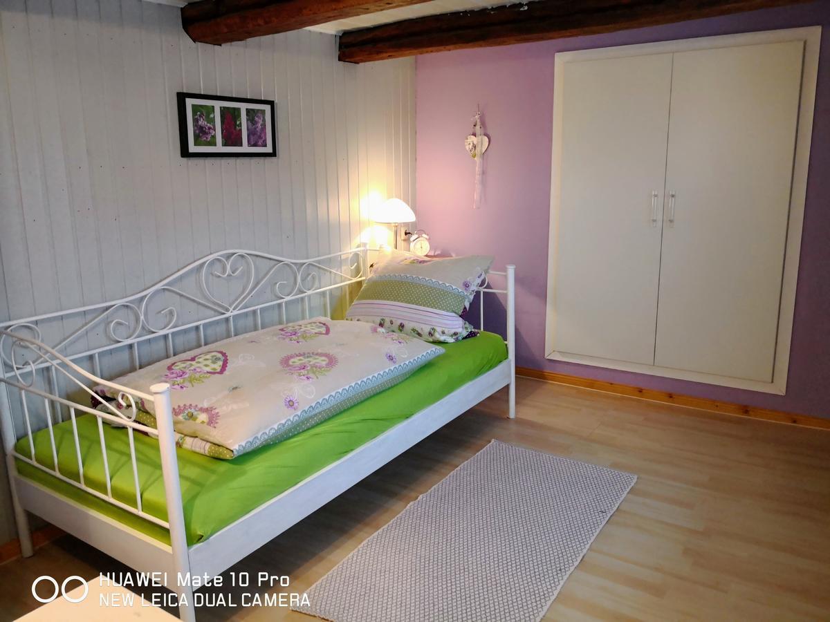 Ferienhaus Vom Bahratal เฮาเซน ภายนอก รูปภาพ