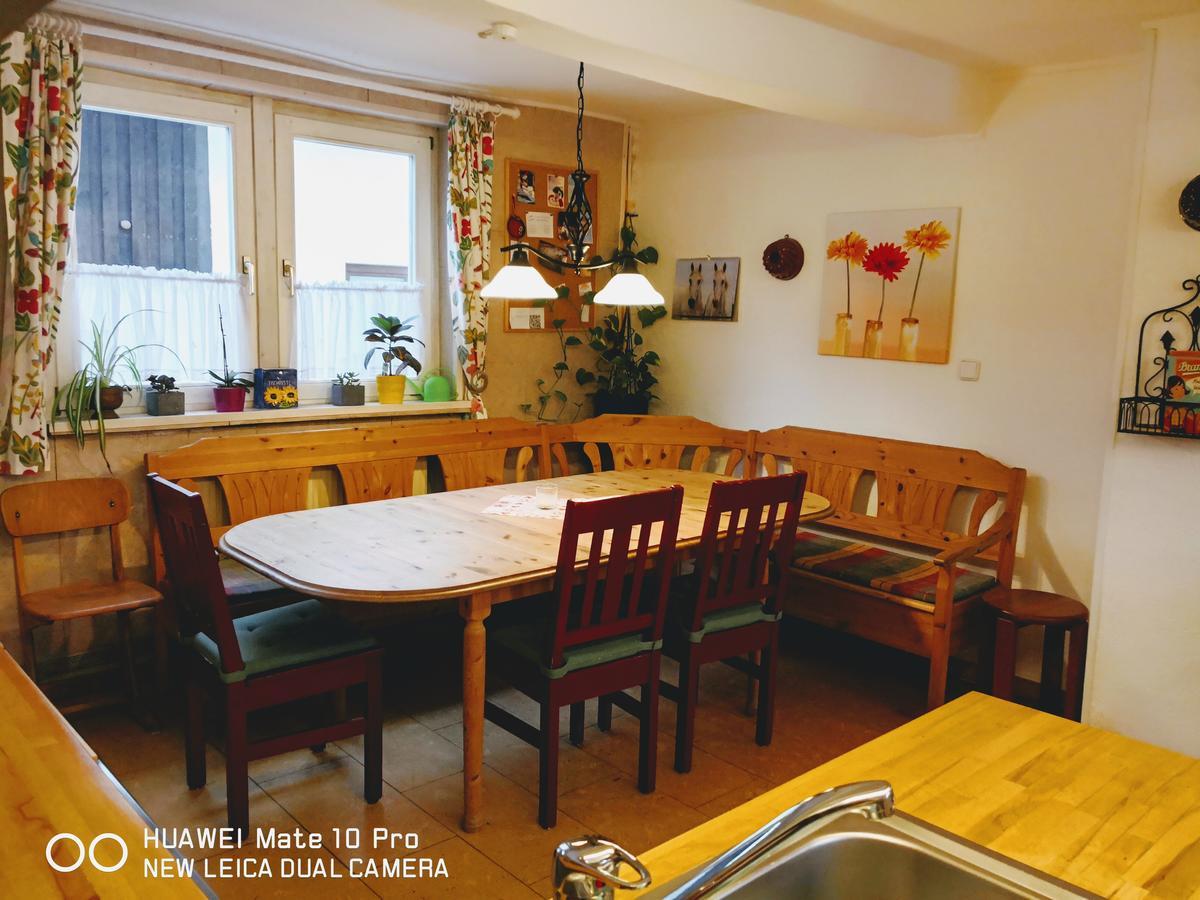 Ferienhaus Vom Bahratal เฮาเซน ภายนอก รูปภาพ