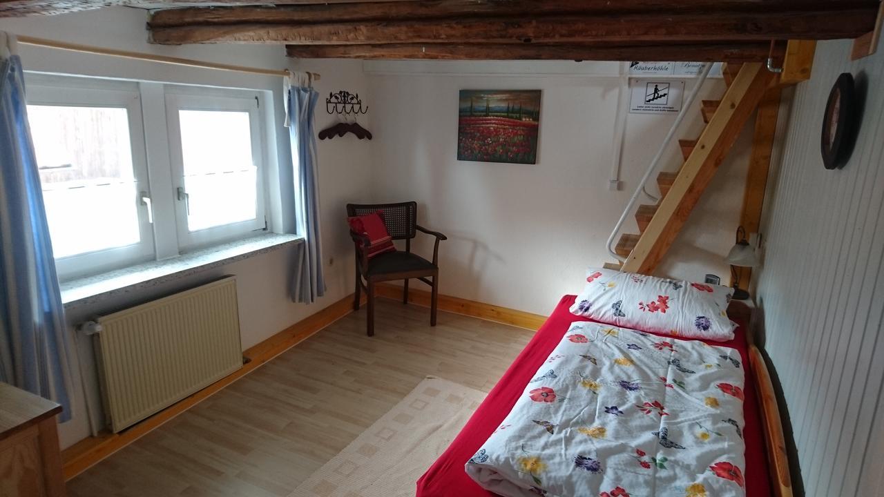 Ferienhaus Vom Bahratal เฮาเซน ภายนอก รูปภาพ